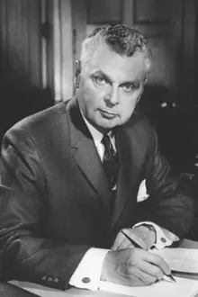 John Diefenbaker como: 