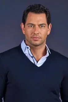 Alejandro Peniche como: Edmundo Huerta