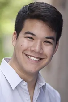 Timothy Lai como: Eric