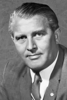 Wernher von Braun como: Ele mesmo