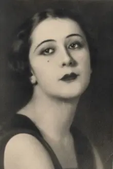 Alba Savelli como: Elena