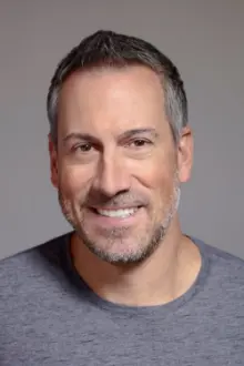 Joe Matarese como: Self - Comedian