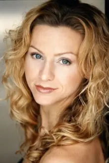 Olivia Dunkley como: Sandra West