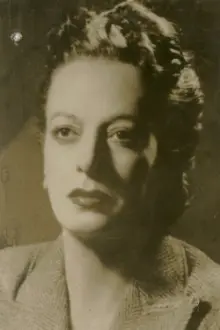 Elsa O'Connor como: Madame De La Rouger
