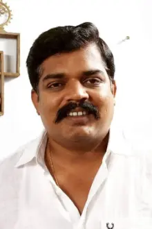 Pramod Shetty como: Shantaram Upadhyaya