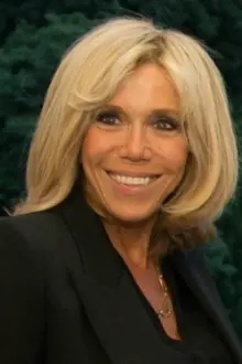 Brigitte Macron como: 