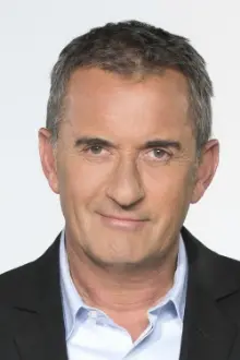 Christophe Dechavanne como: Self - Cohost