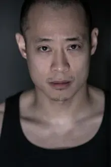 Andrew Chin como: SWAT