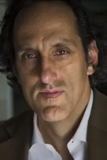 Richard Abraham como: Doctor