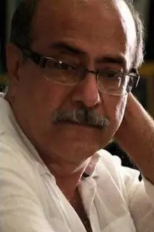Mohammad Ahmad como: Mutmain Sahib