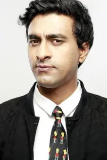 Varun Thakur como: Bharat