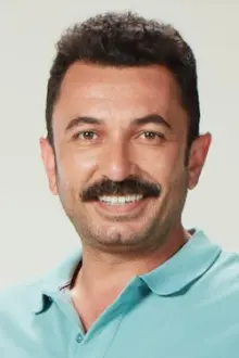 Toygan Avanoğlu como: Hayati