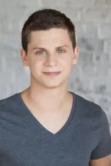 Ryan Weldon como: Zeke Masters