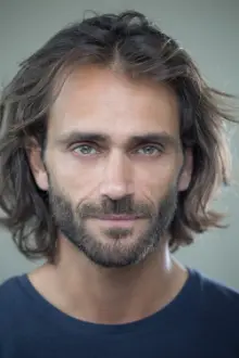 Theo Theodoridis como: Jesus