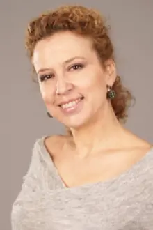 Silvia Lulcheva como: Ms. Galabova