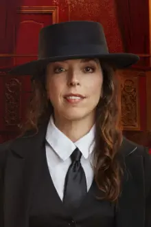 Bridget Christie como: Linda