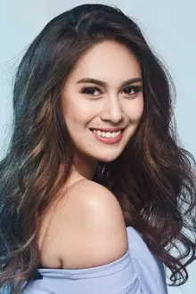 Yen Santos como: Yen Santos