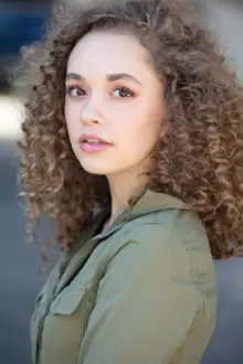 Jillian Shea Spaeder como: Bailey Shuster