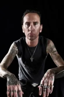 Shannon Larkin como: 