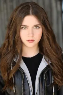 Madison Calderon como: Princess Bea Blueberry (voice)