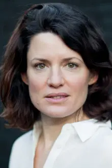 Judith Sehrbrock como: Ju