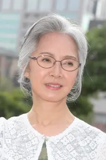 Li Hsuan como: Chao Hui-lan