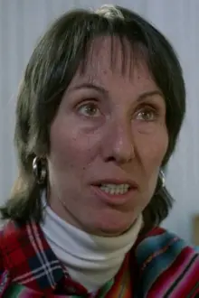 Helen Benton como: Cathy