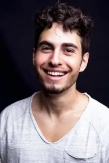 Eloi Costa como: Adrián