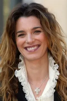 Benedetta Massola como: Lisa Fumagalli