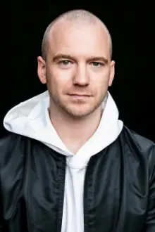 Sean Evans como: Self - Host