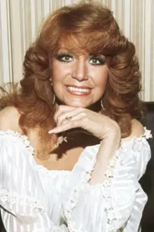 Dottie West como: Irene