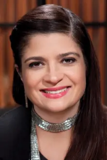 Alex Guarnaschelli como: Self - Judge