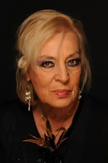 Lale Belkıs como: Banu