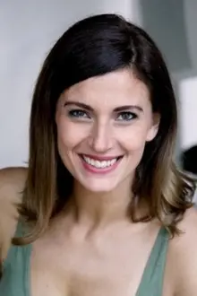 Alessandra Carrillo como: Sara