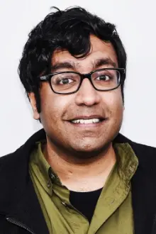 Hari Kondabolu como: Self - Host