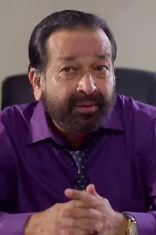 Kayes Chowdhury como: Raj's father