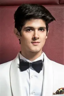 Rohan Mehra como: 