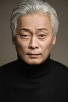 Lee Hwang-eui como: Soo-jung's Older Brother