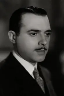 Adrián Cuneo como: Gualberto Campos