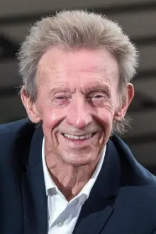 Denis Law como: 