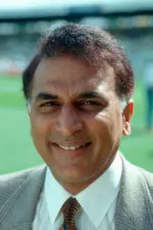 Sunil Gavaskar como: Ele mesmo