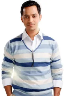 Vinay Shrestha como: Resham