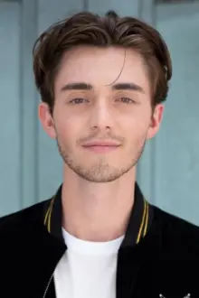 Greyson Chance como: Danie King