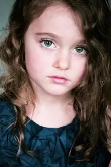 Riya May Atwood como: daughter