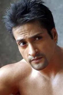 Inder Kumar como: surya