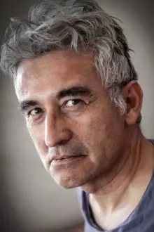 Jorge González como: 