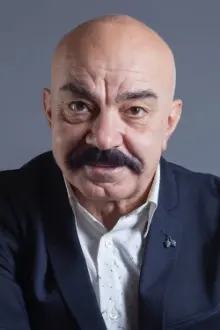 Melih Çardak como: 