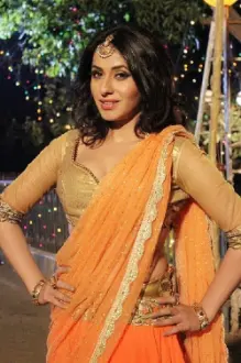 Keeya Khanna como: Saigal