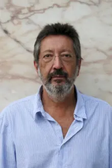 Julião Sarmento como: Costa