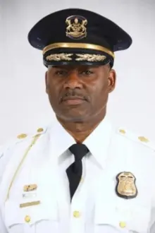 Timothy Johnson como: Himself - Flint Chief of Police